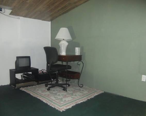 $58,700 / 1br - 320ft2 - Cabaña de Fin de Semana/Edificio de Almacenamiento Sólido o para Inversionistas $ Creador (West GreenHills, Fountain, FL)63736032888323124