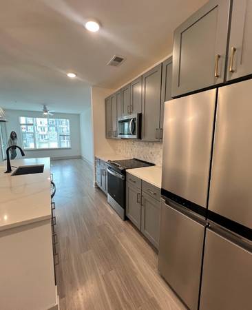 $1544.00 / 1br - 758ft2 - North Germantown. 2 MONTHS FREE| *Price includes discount.63680355847555123