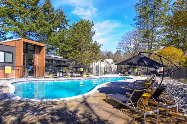 $1,839 / 2br - 880ft2 - Renovated, Outdoor Fitness Center, Free Weights (8022 83rd Avenue Southwest, Lakewood, WA)63874306268675120