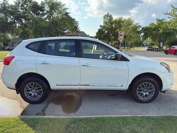2014 Nissan Rogue Select S - $7,825 (+ Trusted Auto Brokers)63616817186177124