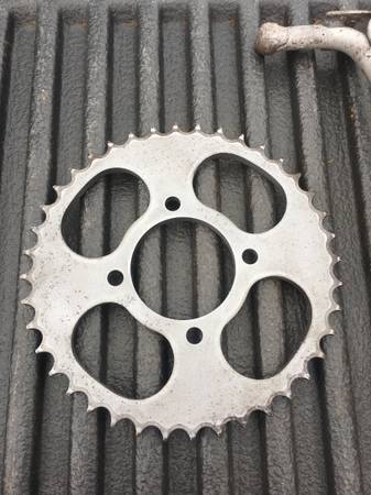 Honda CT90 or ct70? rear sprocket $30 1