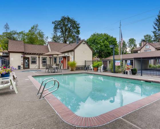 $1,750 / 2br - FREE GIFT w TOUR + More than 100 Nearby Parks - In-Unit Washer & Dryer (Beaverton)63914855632514122