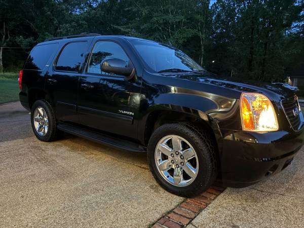 Yukon slt 4x4 - $8,750 (Franklin)63621534760961123