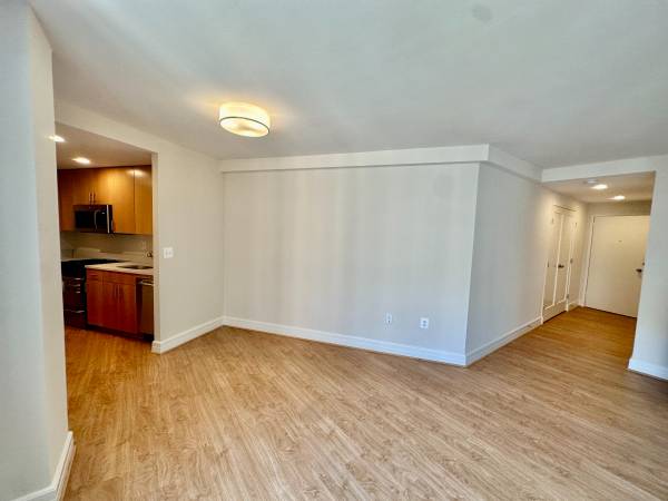 $2,195 / 1br - 460ft2 - ¡Los mejores estudios en Dupont Circle! MIRE HOY. ¡Lavadora/secadora en la unidad! $2,195-$2,800 (Dupont Circle)63822605038211121