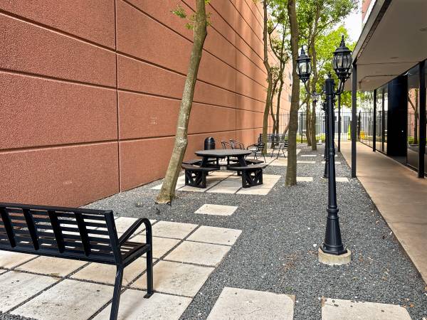 $1,140 Fall into the perfect workspace - minutes from The Galleria! (Houston)63924170517891122