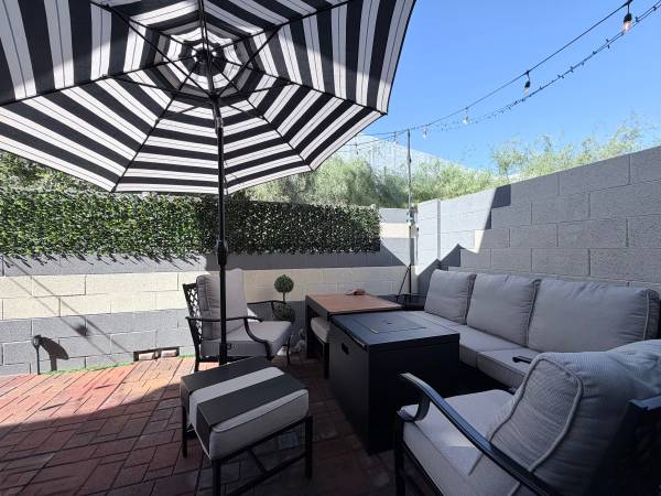 Modern 3-Bedroom 2.5-Half Bathroom Unfurnished Townhome in Gated North 1