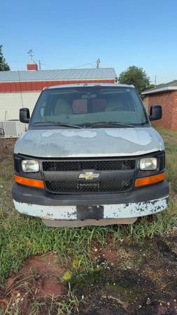 Chevy cargo van 1