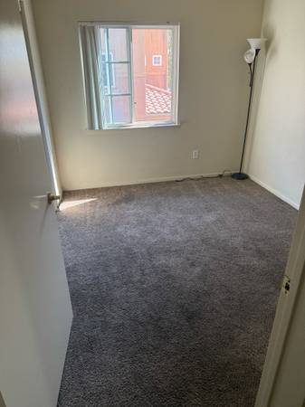 $900 / 1br - Room rental (San Diego)63657192423427120