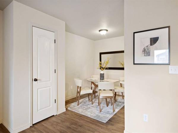 $1,615 / 1br - 992ft2 - Enjoy one month free on select apartments! (6626 Chapel Hill Blvd, Pasco, WA)63821706368129122