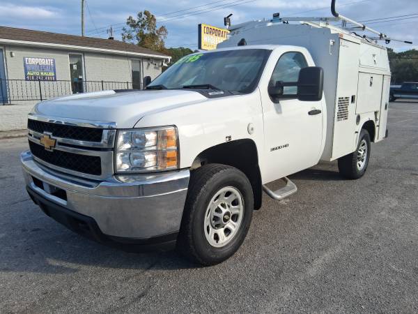 2013 CHEVY SILVERADO 3500 HD REGULAR CAB KUV 8' ENCLOSED UTILITY BODY 1