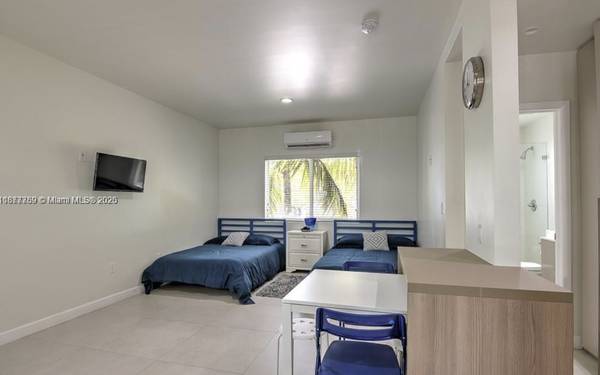 $1,800 Studio in Edgewater/Midtown (Midtown)64002012769026121