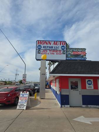 NEED TECHNICIAN, FRONT OFFICE ATTENDANT OR LIGHT MECHANIC WORK (with or without 1