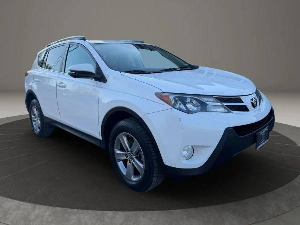 2015 Toyota RAV4 XLE Sport Utility 4D 1