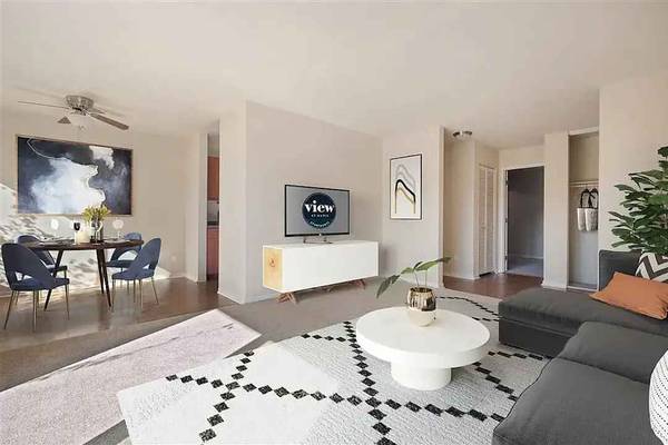$2,610 / 2br - 900ft2 - Spacious TWO-Bedroom in North San Rafael with Scenic Views (san rafael)63657829358593121