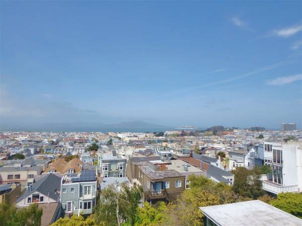 $6,950 / 2br - 1800ft2 - Large top-floor 2-bedroom 2-bathroom apartment with amazing views (marina / cow hollow)64055523305219121