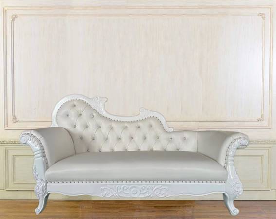 Chaise Lounge 1