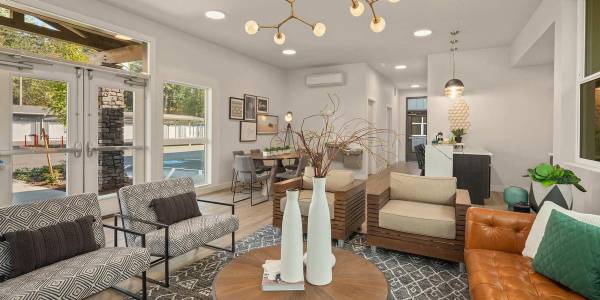 $1,999 / 2br - 925ft2 - Community Kitchen, Walking & Exercise Trails, Dishwasher (South Hill)63934419477507121
