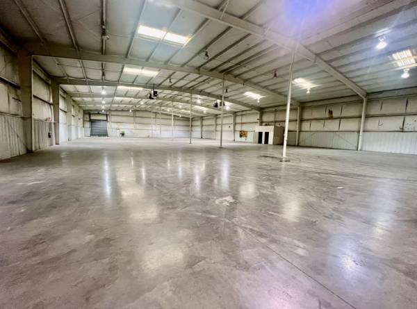 $10,000 / 20000ft2 - Warehouse for Lease (High Point)64027273078915120
