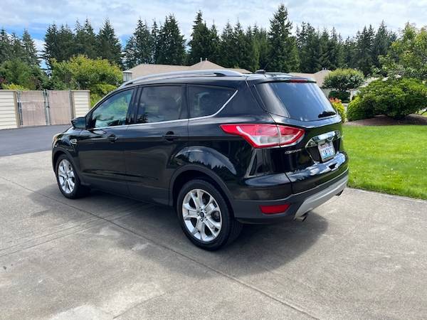 2014 Ford Escape Titanium FWD 1.6 EcoBoost - LOW MILES - $9,000 (Shelton)63654705558147124