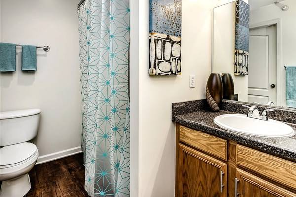$1,760 / 2br - 1224ft2 - Very Spacious 2bed 2bath, HUGE WALK IN CLOSETS! (omaha)63681732937475123