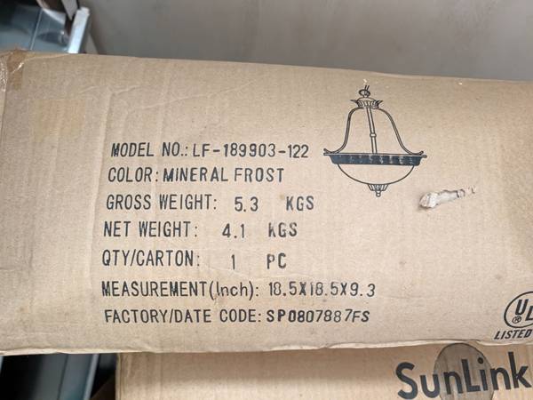 SunLink lighting fixture  Model No. LF-189903-122. 1