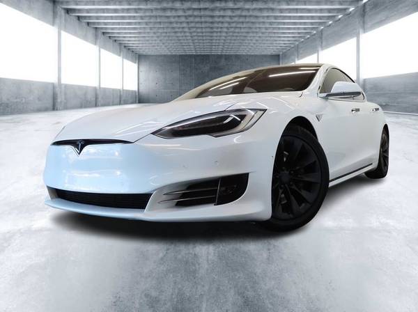 2016 Tesla Model S AWD Tracción en las cuatro ruedas Eléctrico 85D Hatchback - $19,999 (Escondido Auto Super Center)63440304528387121