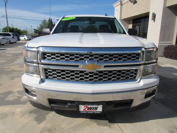 2014 CHEVROLET SILVERADO 1500 CABINA REGULAR LT 8 PIES - $11,995 (2WIN AUTO SALES)63619519797763121