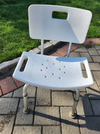 Shower Chair With Back 1