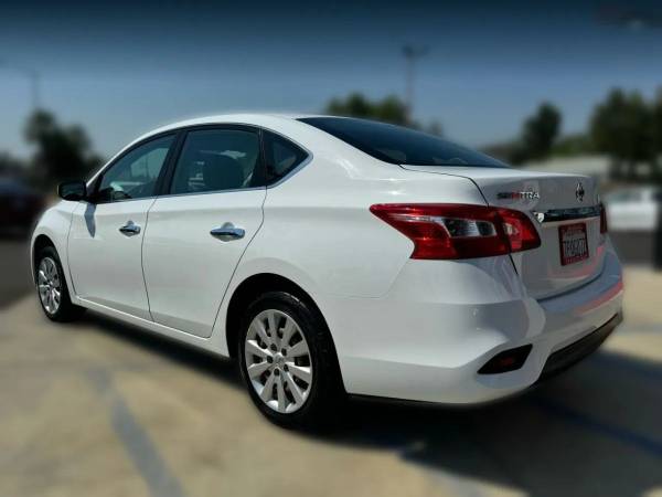 2016 Nissan Sentra - ¡Financiamiento disponible! ¡¡¡¡¡500 dólares de descuento! - 6495,00 dólares63470900395267122
