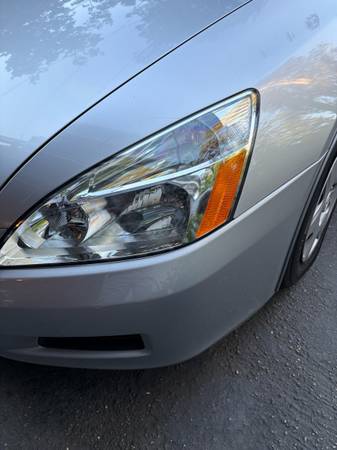 07 Honda Accord MANUAL solo 31k millas - $8,750 (Bellevue)63623463058817121