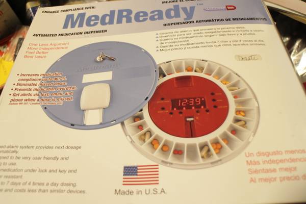 MedREady Pill Dispenser New in Box Model 1700FL 1
