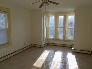 $700 / 5 habitaciones - 90 pies² - SERVICIOS INCLUIDOS - disponible inmediatamente (Providence)63348340637057121