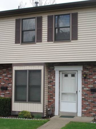 $1,325 / 2br - 900ft2 - Ross/West View 2 Bedroom Townhouse (West View)64013372934785120