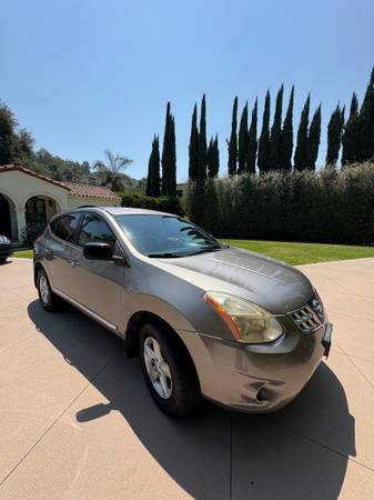 NISSAN ROGUE 2012 FOR SALE NEGOTIABLE - $3,800 (pasadena)63470041895809123