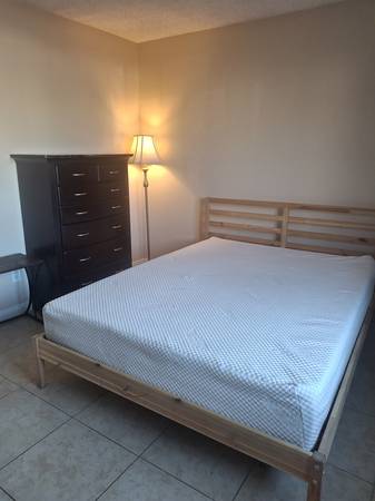 $950 / 4br - SE RENTA CUARTO available (Chula vista)63865591581313122
