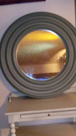 Mirror (29" Round) 1