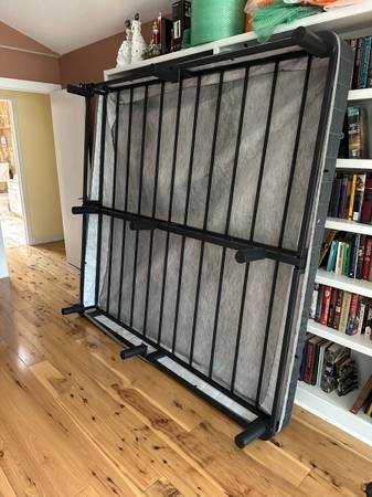 King Mattress Foundation 1