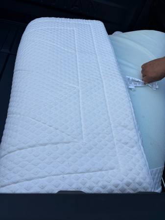 Matttress topper perfect for dorm room 1