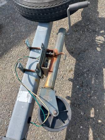 BOTE/MOTOR/REMOLQUE DE 12' - $1.500 (KENMORE)63439334182657122
