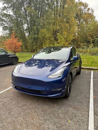 Tesla Model Y Long Range 2022 1
