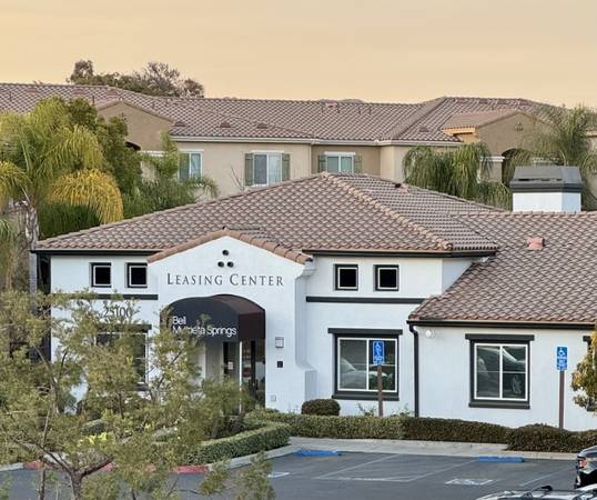 $2,613 / 2br - 957ft2 - Large, Newly Renovated 2 bed, 2 bath Available NOW!!! (Murrieta, Ca)64028083156481120