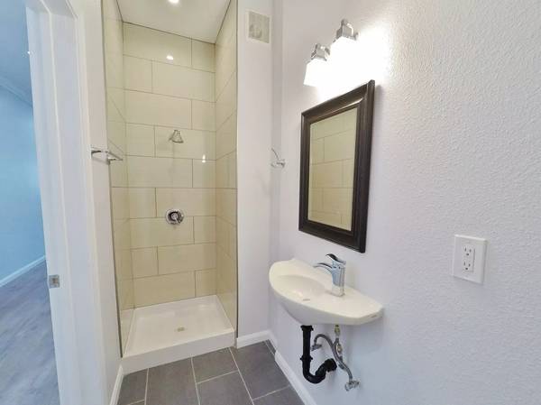 $2,521 / 2br - 950ft2 - Just what you wanted! A great 2 bed, 2 bath in Oakland (Oakland)63770451029123120