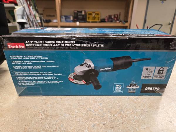 Makita 4.5" 7.5AMP Angle Grinder - NEW 1