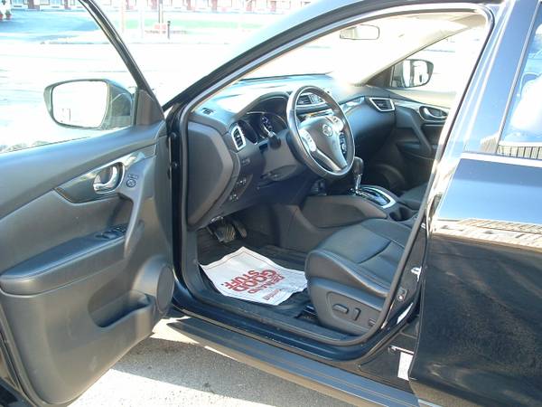 2015 Nissan Rogue SL AWD - $13,495 (Weedsport)63442738276993124