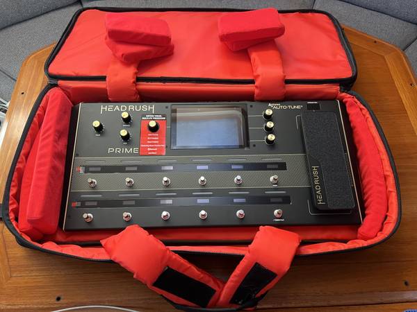 HeadRush Prime Multi-FX Guitar Pedal, Amp Modeler & Vocal Processor – 1