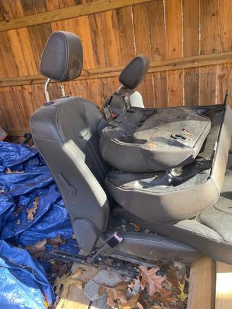 Black leather seats from a  2012 Ford Focus Titanium 1