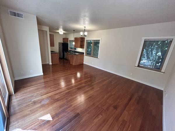 $1.875 / 2 habitaciones - 1210 pies² - ¡Casas adosadas en The Farm townhomes! (Eugene)63373572744195122