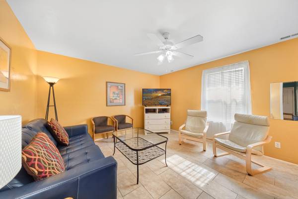 $1,250 / 3br - 1100ft2 - Adosado junto al paseo marítimo (Ocean City)63839299604353123