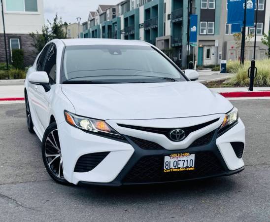 2019 Toyota Camry SE 4dr Sedan Sedan - $26,995 (1555 W San Carlos St  San Jose, CA 95126)63624094864769123