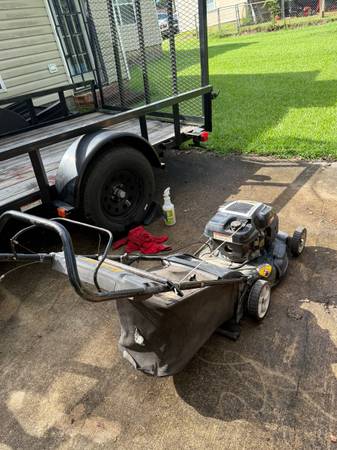 Yard Man push mower with bagger - $4063440028218755120